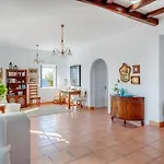 Cycladic Aura - Traditional Villa