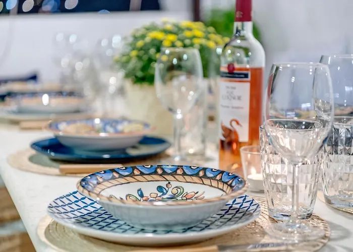 Cycladic Aura - Traditional