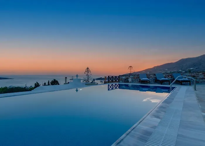 Cycladic Aura - Traditional Villa