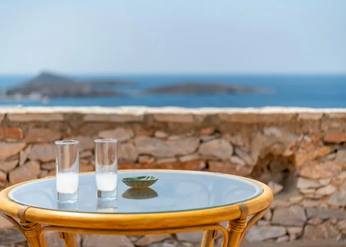 Cycladic Aura - Traditional