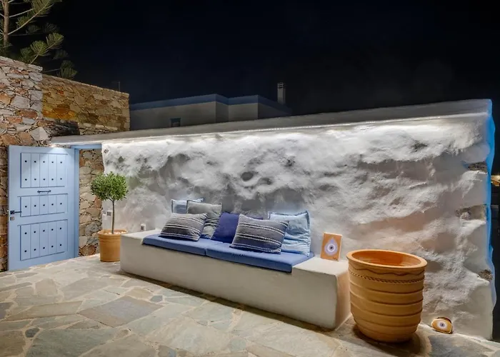 Cycladic Aura - Traditional Villa Finikas (Syros)