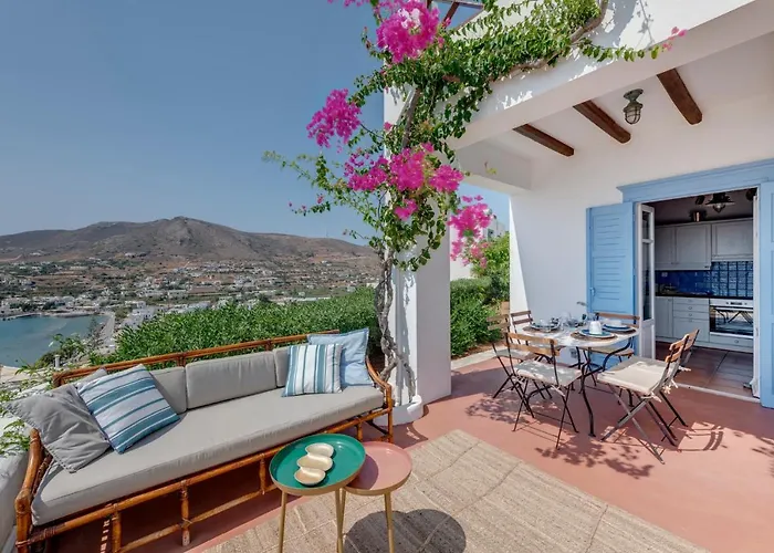 Cycladic Aura - Traditional * Finikas (Syros)